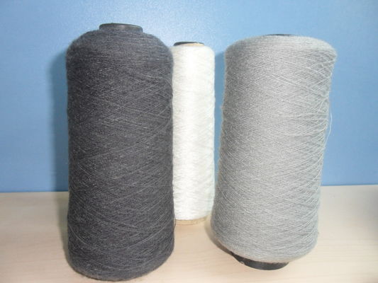 ROHS Stainless Steel 12um Silver Conductive Yarn Oxidation Resistant